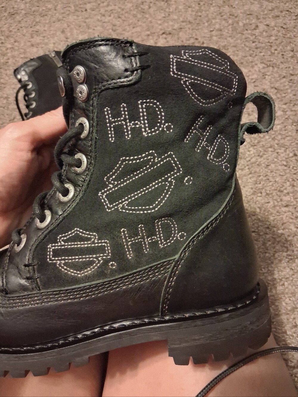 Womens Harley- Davidson Black Leather Boots With Embroidered Symbols. Size 6